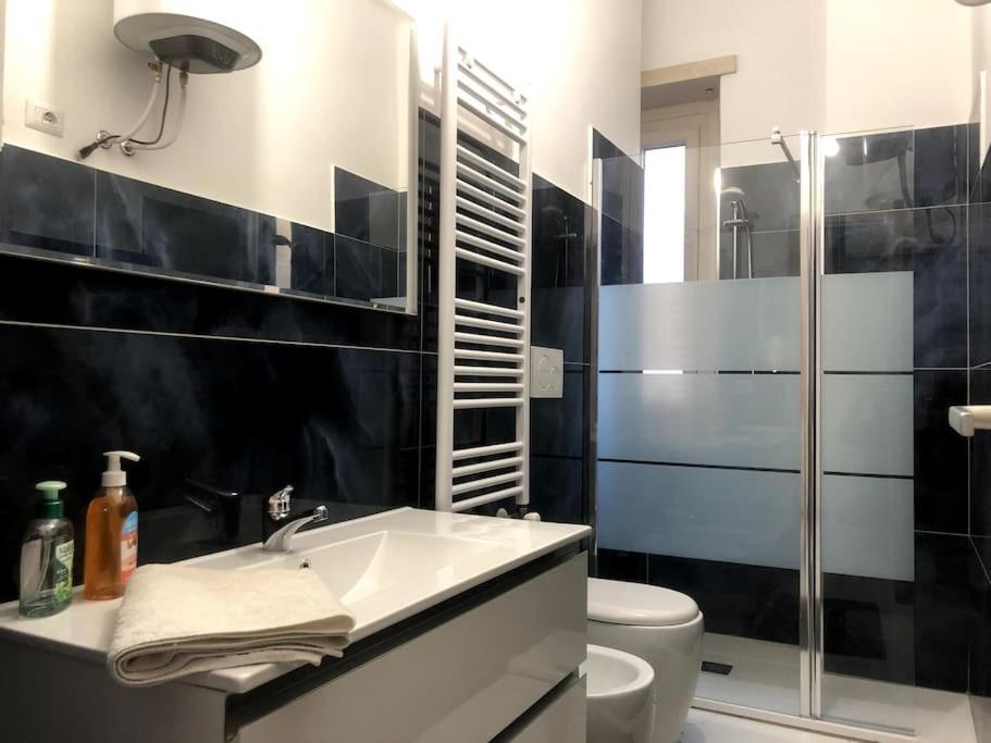 Casa Martina Pronta Per Te, Con Due Stanze Da Letto! Turim Exterior foto